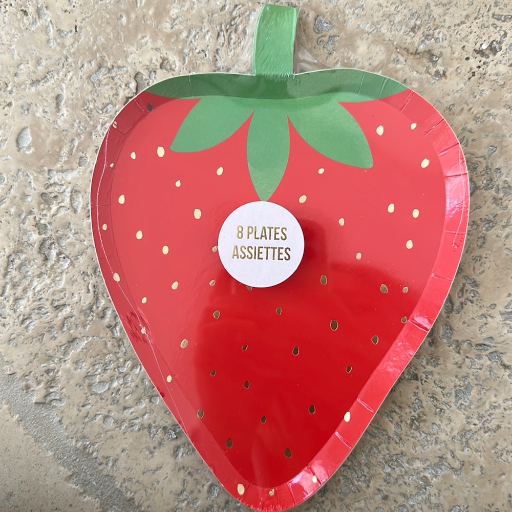 Strawberry plates